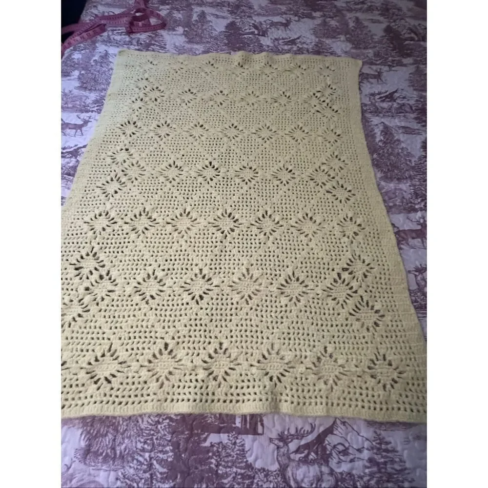 Handmade Yellow Diamond Pattern Soft Knit Crochet Blanket 33